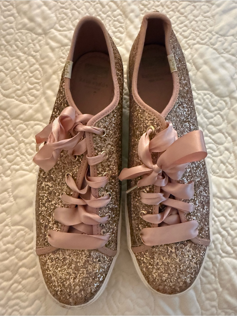 Women’s Glitter Satin Lace Low-Top Sneakers - Rose Gold